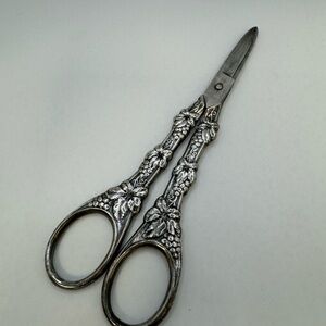 Vintage Solingen Germany Silverplate Sewing Embroidery Scissors Eisenburg-Lozano